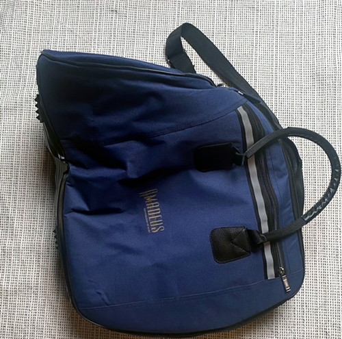 Blue soft case Amadeus